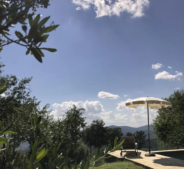 Villa G sunbeds