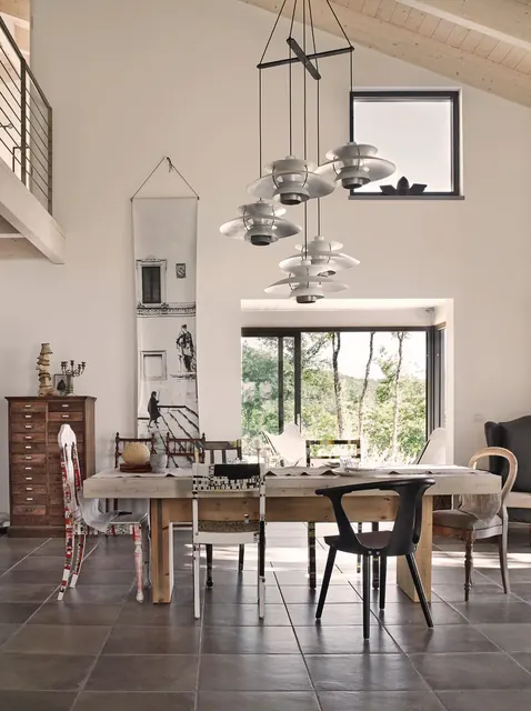 Villa G dining room