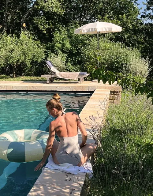 Villa G pool area